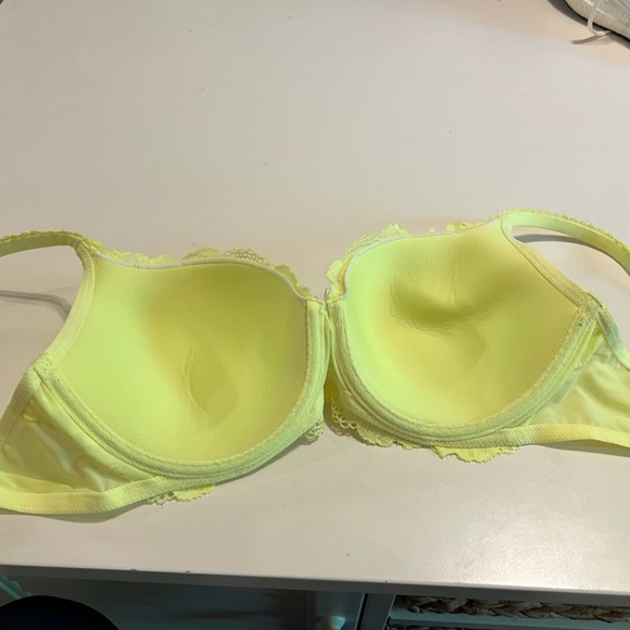 VS BRA 3 FOR 40 - Picture 2 of 3